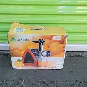 Aobosi Slow Juicer with Red and Silver Accents